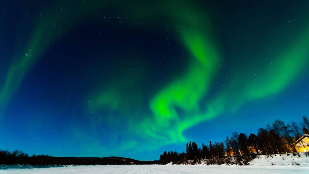 雪地极光高清风景壁纸