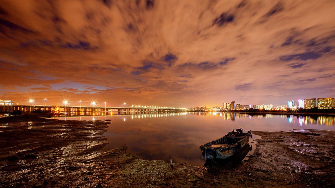 大海黄昏晚霞小船 唯美壁纸